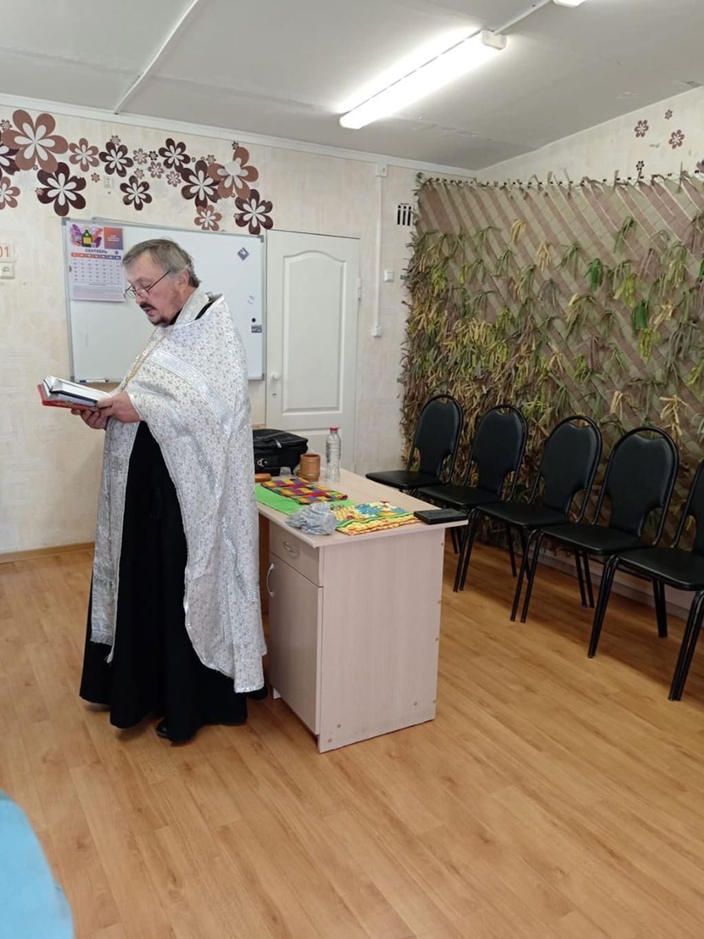 Молебен «о страждущих недугом винопития и наркомании» был отслужен в психоневрологическом диспансере