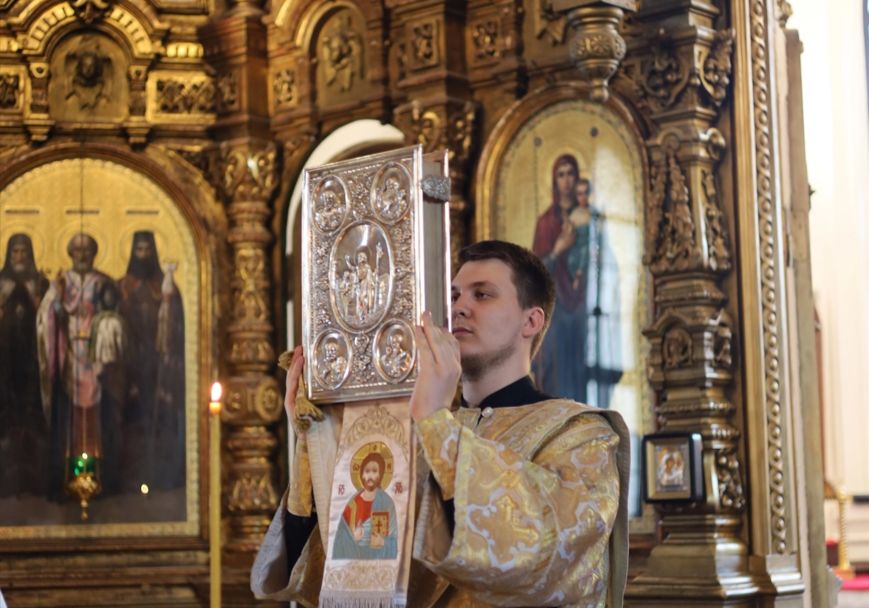 В Знаменском соборе совершено Всенощное бдение накануне дня памяти святителя Митрофана Воронежского